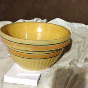 vintage mixing bowl.